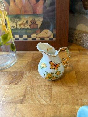 Mini Floral Butterfly Creamer Pitcher - Gold Trim Japan